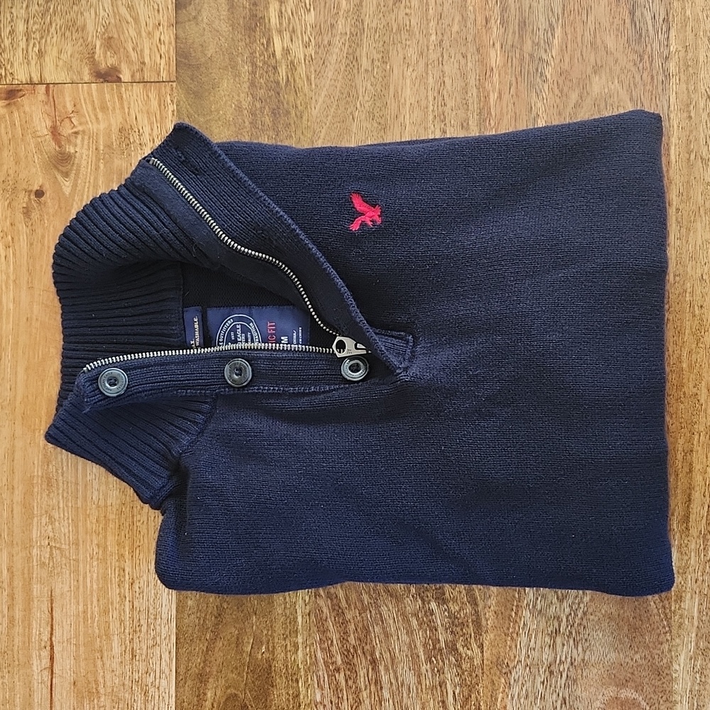 {American Eagle Outfitters} Men's Cotton Navy Sweater Medium